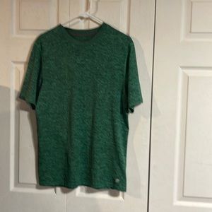 Everlast men’s performance shirt